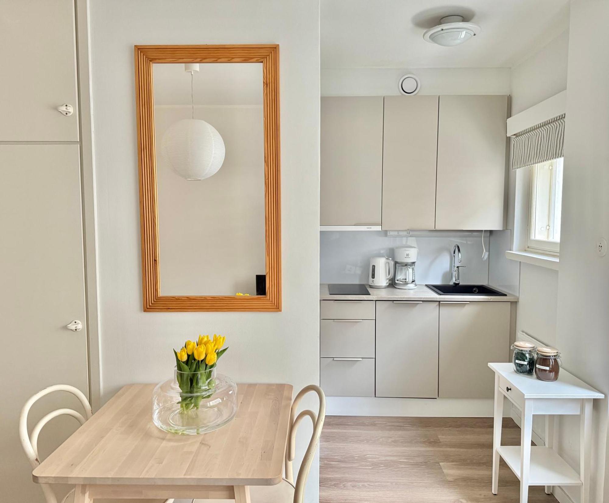 Just Renovated Stylish Nordic Studio By Tram Stop Helsinky Exteriér fotografie